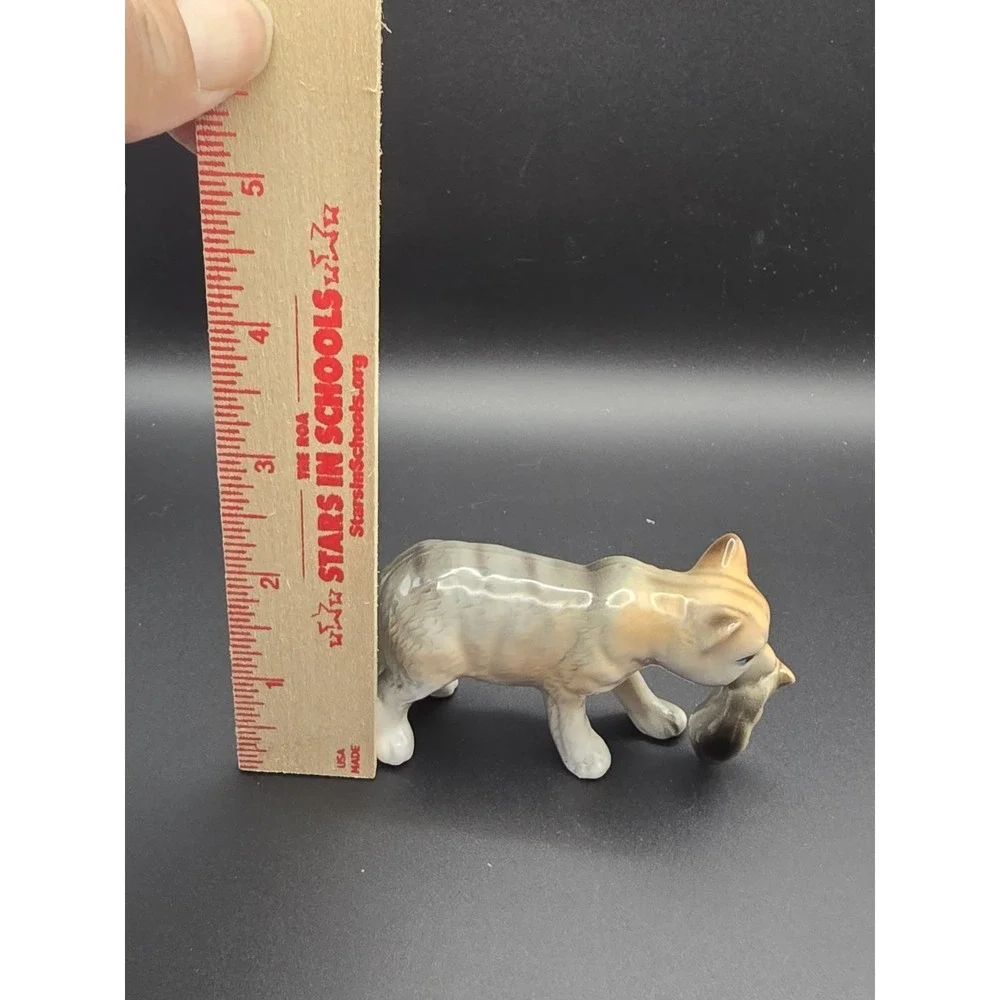 Vintage Mommy Cat Holding Kitty By The Mouth Trinket